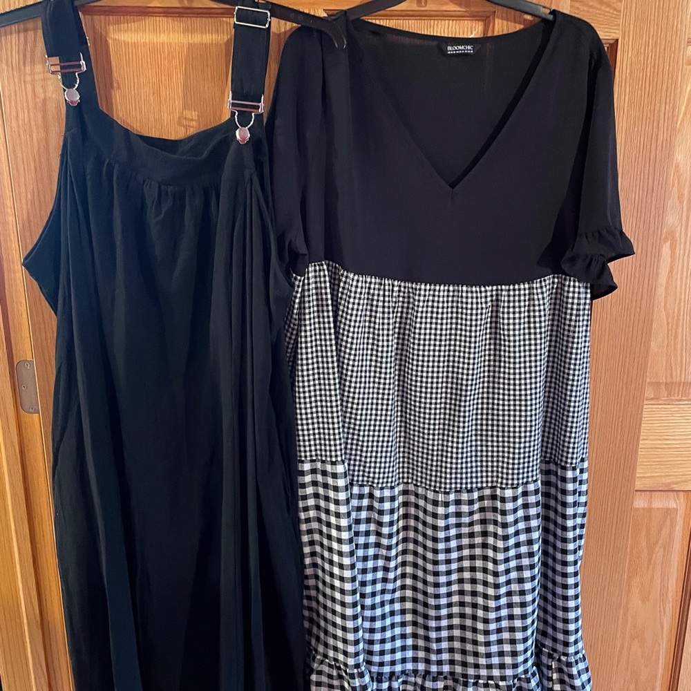 BloomChic Elegant Black Dress